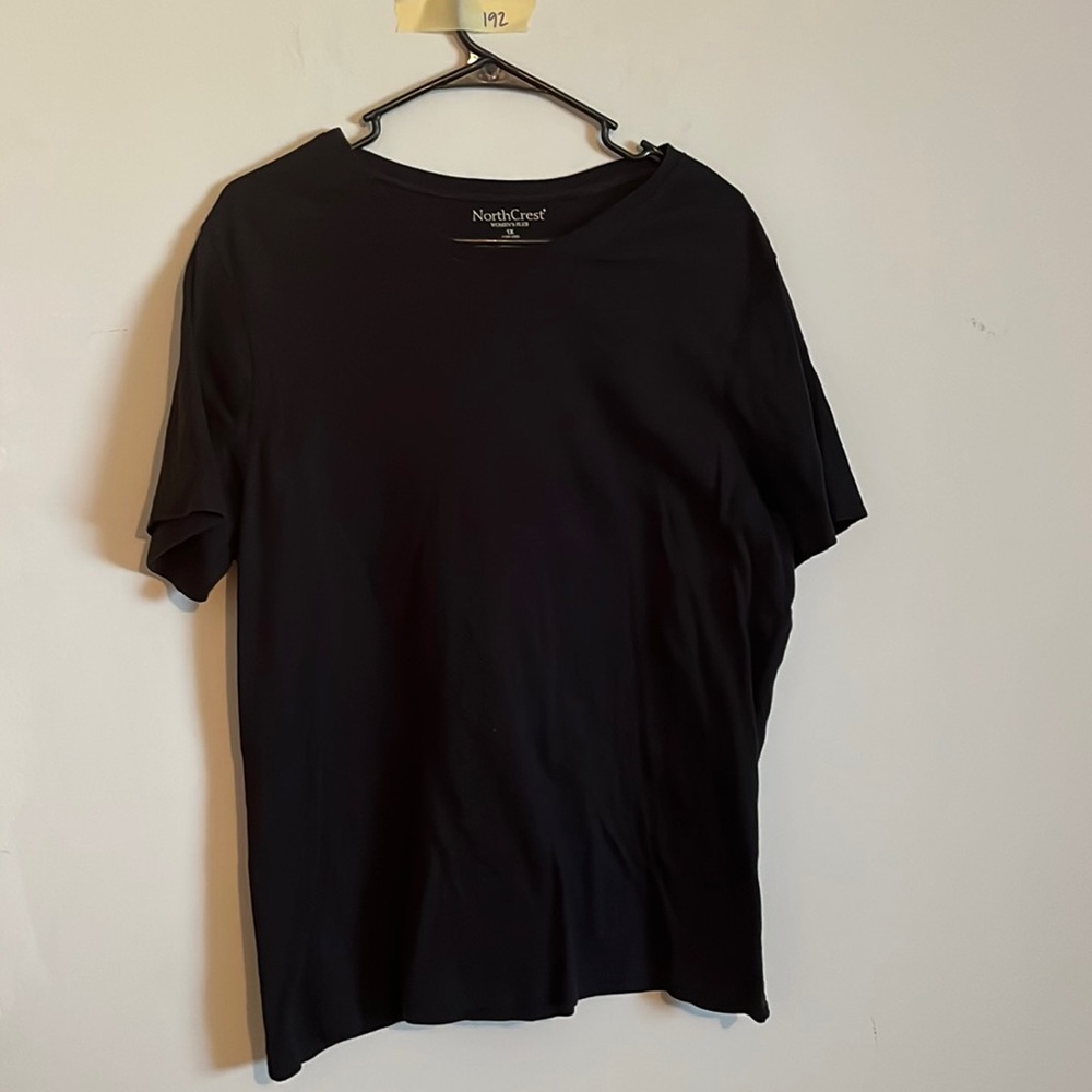 North Creat black short sleeve crew neck